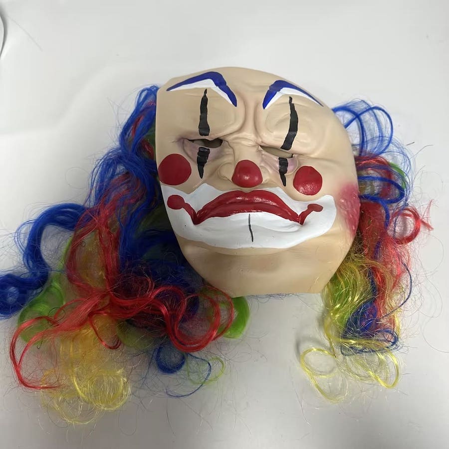 masc clown do dhaoine fásta carnabhail